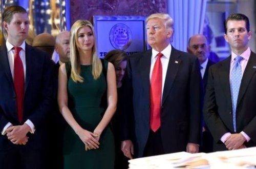 Trampın qalmaqallı fondu bağlandı