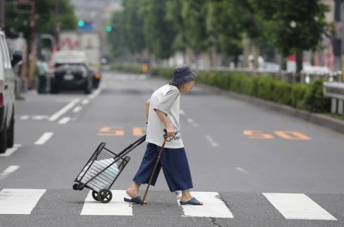 Yapon təqaüdçü bir il arvadının ölüsü ilə yaşayıb