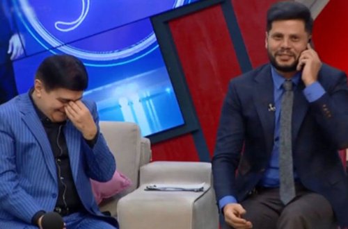 Zaurun anasına verdiyi sual MƏƏTTƏL QOYDU: Məni gecə, yoxsa ... - FOTO