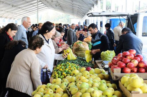 Bakıda bayram yarmarkasına start verildi