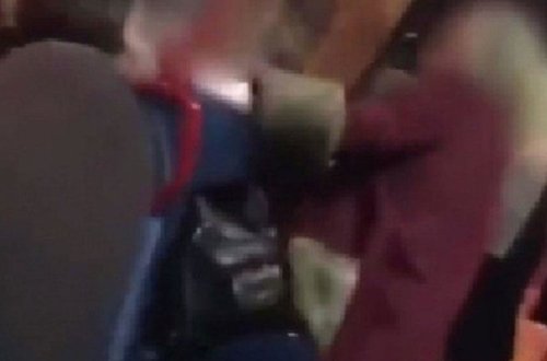 Avtobusda yaşlı qadınlar arasında dava: İçib, bir-birini yumruqladılar
