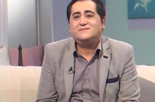 Elgiz Əkbər: Dərslərimi qəbiristanlıqda əzbərləyirdim - VİDEO