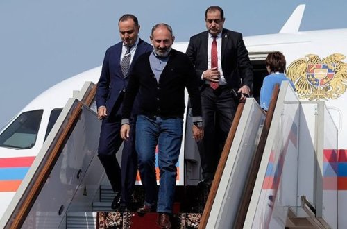 Paşinyan Moskvaya getdi
