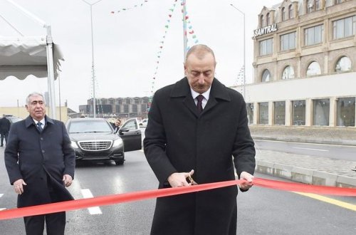 İlham Əliyev Bakıda yol açılışında - FOTO