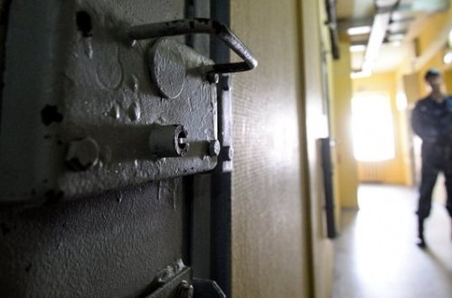 Qadın yoxdursa, meydan 