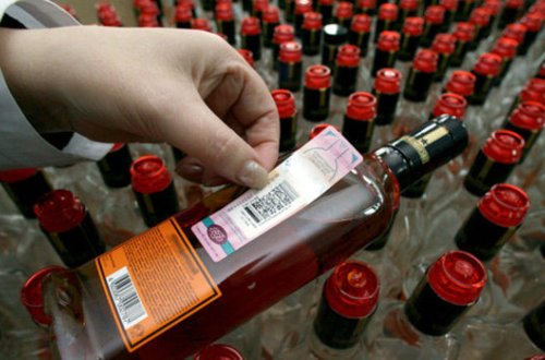 Saxta içki satmaq istəyən azərbaycanlı Rusiyada yaxalandı