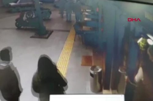 Azərbaycanlı gənc DƏHŞƏT SAÇDI: Öncə biləklərini doğradı, sonra eyvandan...