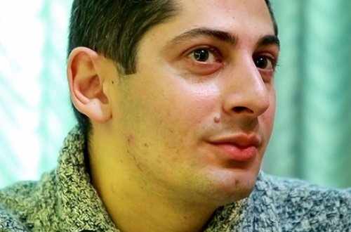 “Qızlar buna görə mənimlə evlənmirlər” - Foto+Video