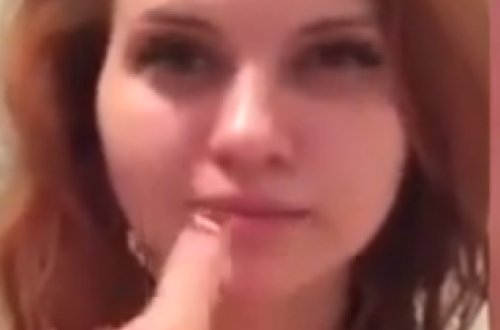 ŞOK HADİSƏ - Oğlan onu aldadan sevgilisini soyunduraraq hamamda belə cəzalandırdı - VİDEO