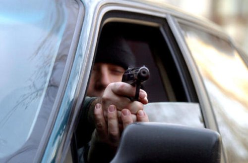 Azərbaycanlı iş adamına sui-qəst planı: mühafizəçisi öldürüldü, özü və oğlu isə...