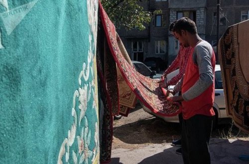 Ermənistanda qeyri-millətlərə nifrət var - RƏY