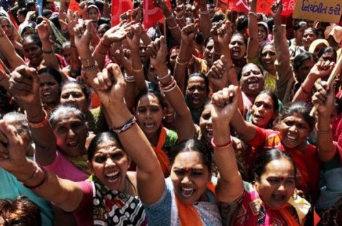 Hindistanda 200 milyon nəfər tətilə başlayıb