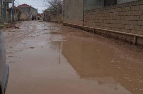 Şagird məktəbə necə getsin? - Yollar acınacaqlı durumda - FOTO