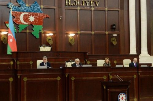 Millət vəkilləri gələn həftə tətildən qayıdacaq