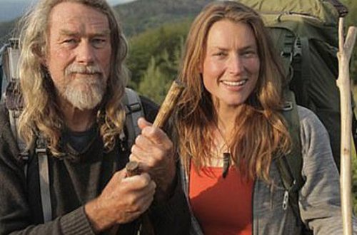 Özündən 30 yaş kiçik qadınla evləndi, evini satdı, sərgədan oldu - VİDEO - FOTO