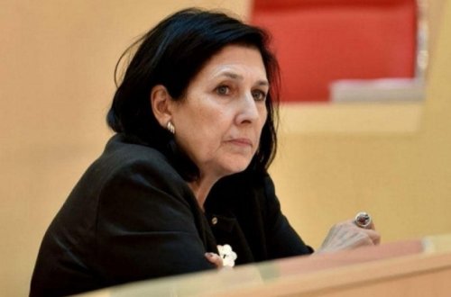 Gürcüstan prezidentinə milyon lari pul verilib