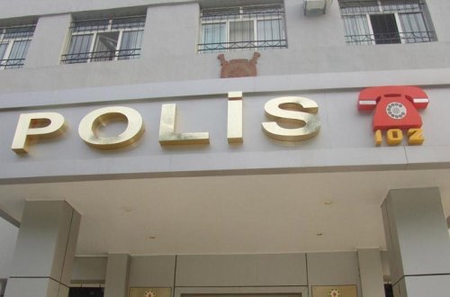 Nardaran sakini qanunsuz saxladığı silahı təhvil verdi