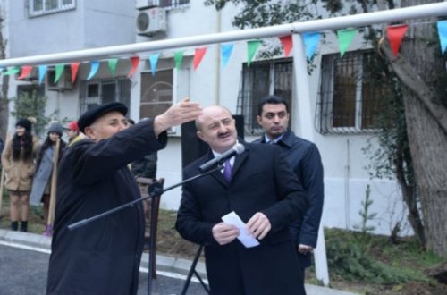 Nəsimi rayonunda vətəndaşların səyyar qəbuluna mühüm əhəmiyyət verilir – FOTOLAR