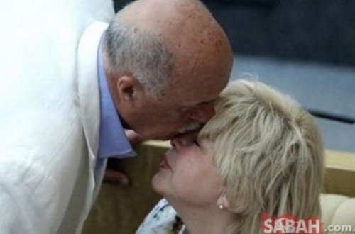 Deputatların parlamentdə İNANILMAZ GÖRÜNTÜLƏRİ - FOTO