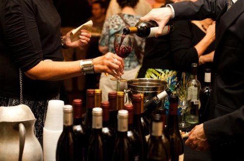 Ermənilər az qala azərbaycanlılara da konyak verəcəkdilər...