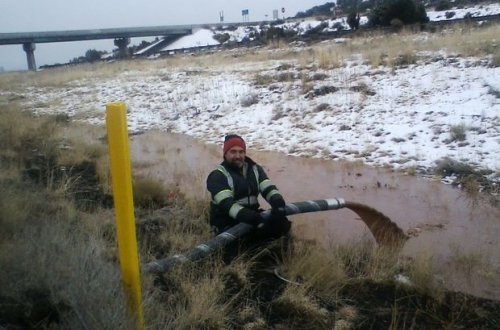 ABŞ-da yolda “şokolad çayı” - FOTO