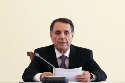 Novruz Məmmədov nazirləri topladı