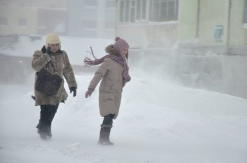 Hava şəraiti ilə əlaqədar təhsil müəssisələrində iki gün tətil elan olundu