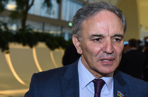 Deputat parlamentdə ƏDV məsələsini qaldırdı