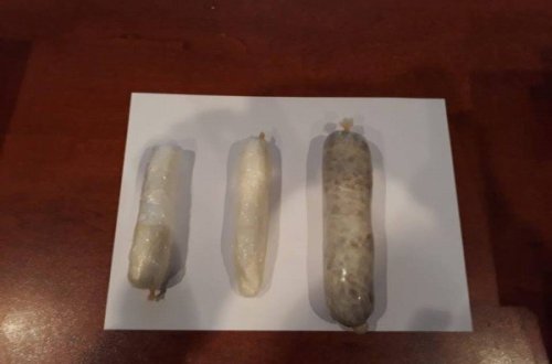 Azərbaycana düz bağırsağında narkotik keçirmək istədi