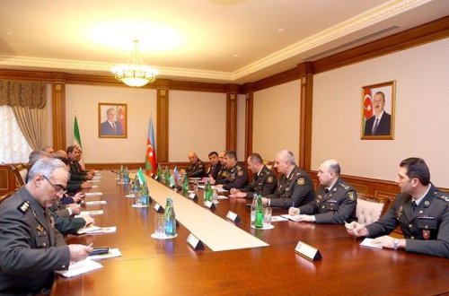 Məhəmməd Baqeri Zakir Həsənovla danışıqlarda - FOTO