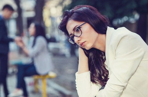 Seksoloq: 60 yaşa kimi bakirəliyin qorunması qürur məsələsi deyil