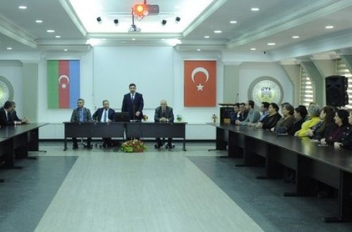 “20 Yanvar xalqımızın hüzn və qəhrəmanlıq tarixi” mövzusunda konfrans keçirilib