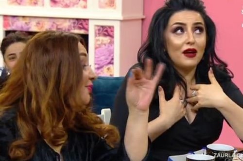 ATV-də GƏRGİN ANLAR: Müğənni ilə mübahisə edən xalq artisti efiri tərk etdi - VİDEO
