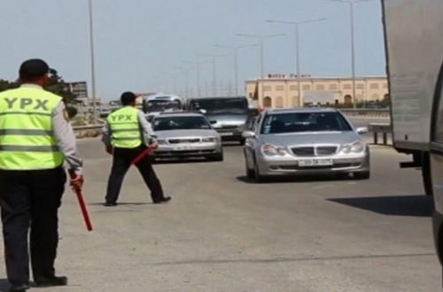 “Başınız qarışıb sürücülük vəsiqəsi satmağa və sürücüləri pusmağa!” – Yol polisinə ağır ittiham
