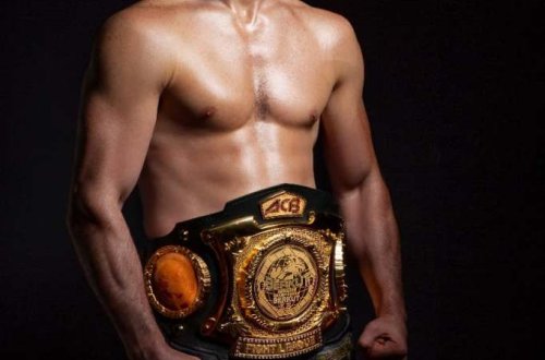 Pərviz Abdullayev “İlin döyüşü”nominasiyasının qalibi olub-VİDEO