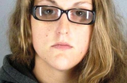 26 yaşlı qadanadan qandonduran əməl: Körpəsini unitaza salaraq öldürmək istədi - FOTO