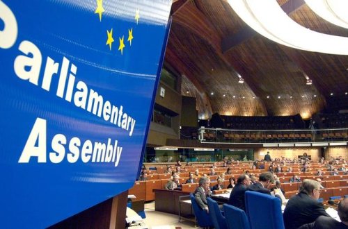 AŞPA milli azlıqlara dair qətnamə qəbul etdi