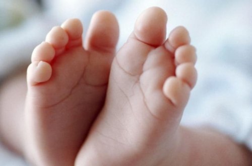 Bu olay sizi DƏHŞƏTƏ GƏTİRƏCƏK: yeni doğulmuş körpəni bidona qoydular və... - FOTO