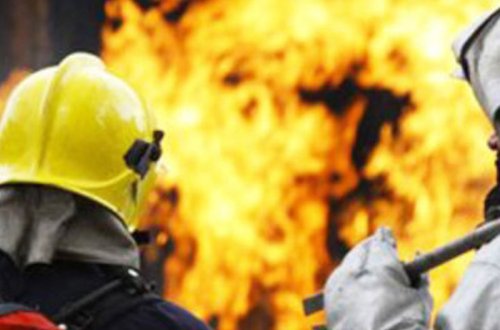  SON DƏQIQƏ:  Gəncədə ticarət mərkəzində yanğın: xəsarət alan var