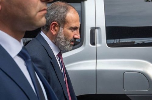 Paşinyan Moskvaya gedib