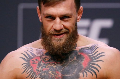 Makqreqor özünə içki içən rəqib tapdı