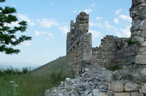 Laçının işğaldakı Qarqışlaq kəndinin yeni görüntüləri yayıldı – VİDEO