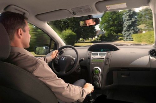 Fiziki məhdudiyyətli şəxslər avtomobil sürə bilərmi? - AÇIQLAMA