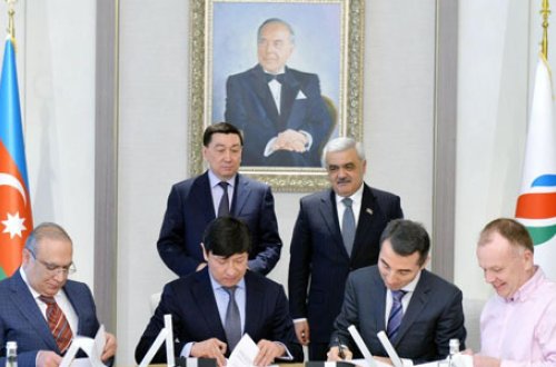 SOCAR və “KazMunayQaz” arasında anlaşma memorandumu imzalanıb (FOTOLAR)