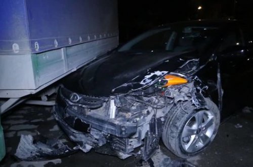 Bakıda 22 yaşlı qız içkili vəziyyətdə ağır qəza törətdi - VİDEO