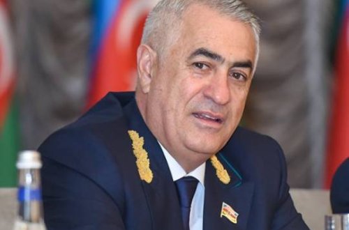 Cavid Qurbanov Bakı-Gəncə qatarında gediş haqqının azalmasına aydınlıq gətirdi