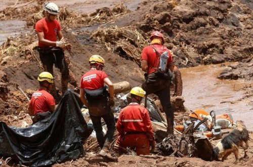 Bənd uçqunu: 110 ölü - FOTO/VİDEO