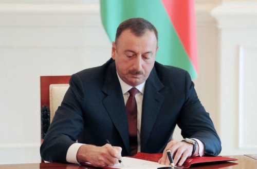 İlham Əliyev Şirinov qardaşlarını təltif etdi