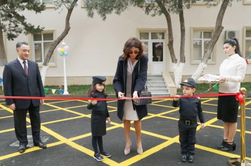 Birinci vitse-prezident Mehriban Əliyeva Bakının Xətai rayonunda yeni inşa olunmuş 6 saylı uşaq bağçasının açılışında iştirak edib - FOTO