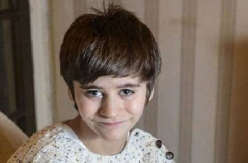 ​​​​​​​Tibdə unikal hadisə: 10 yaşlı oğlanın böyrəyi budundadır